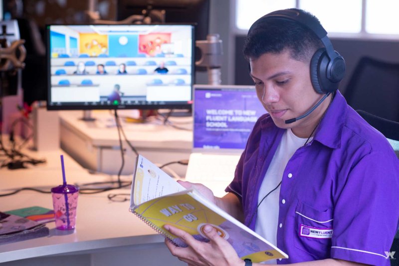 O professor de idiomas, Nathan Simões contou como os apps têm ajudado nas aulas. Foto: Wesley Andrade